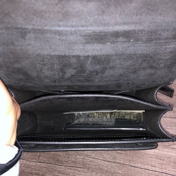 SOLD ‼️RARE YSL PATENT BAG - Picture 8 of 13